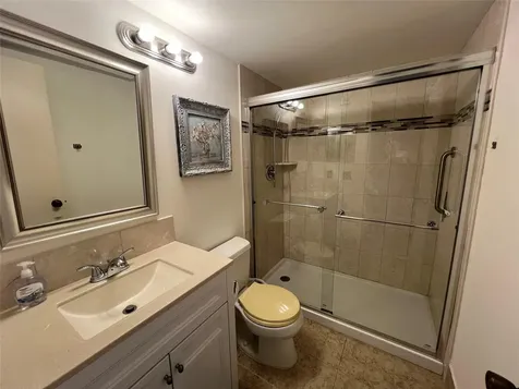 62 Farnham C Deerfield Beach FL 33442