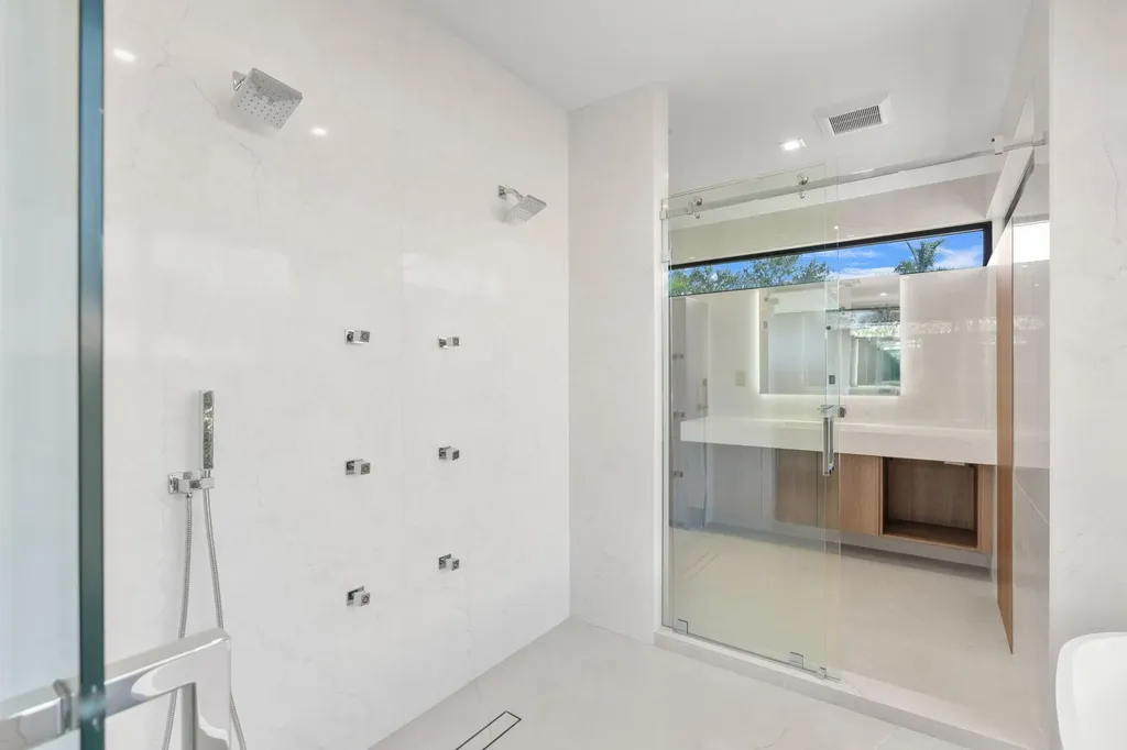 2035 Intracoastal Drive Fort Lauderdale FL 33305