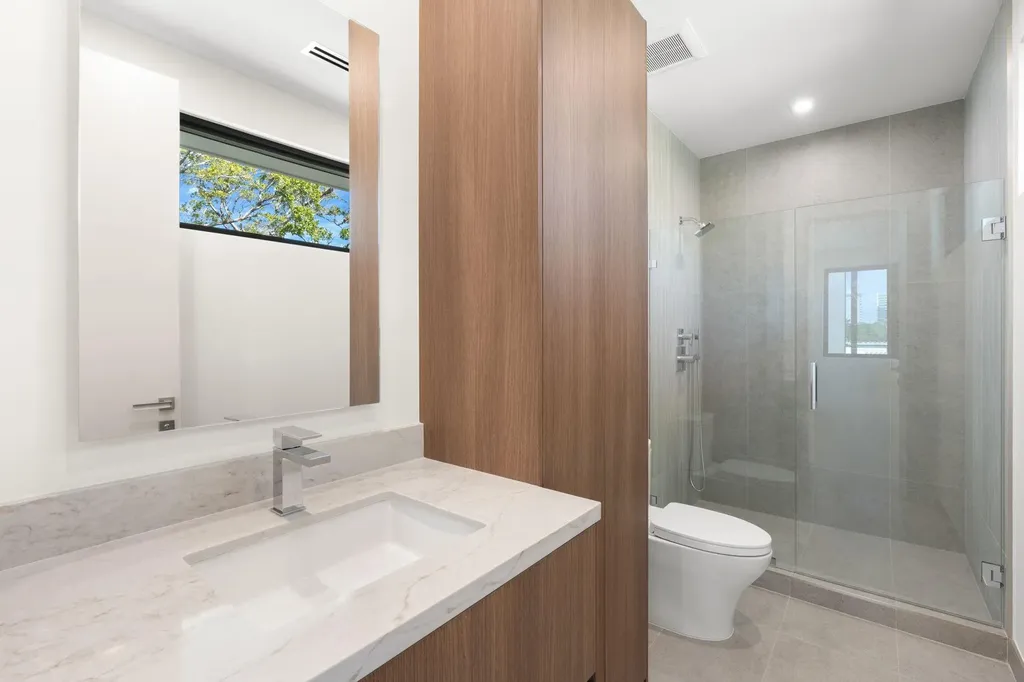 2035 Intracoastal Drive Fort Lauderdale FL 33305