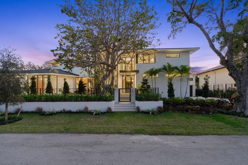2035 Intracoastal Drive Fort Lauderdale FL 33305