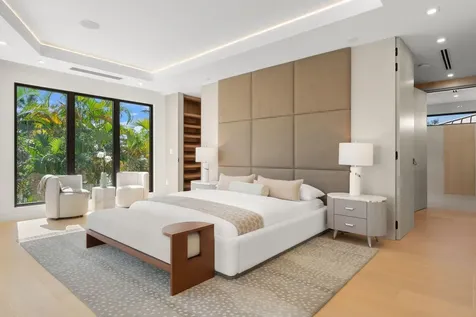 2035 Intracoastal Drive Fort Lauderdale FL 33305