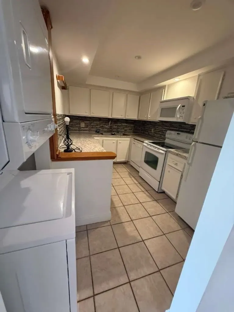 733 SE 1st Way Deerfield Beach FL 33441