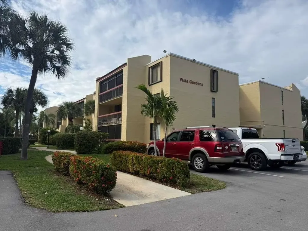 733 SE 1st Way Deerfield Beach FL 33441