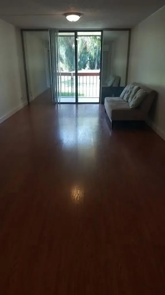 733 SE 1st Way Deerfield Beach FL 33441