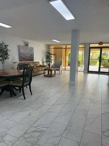 733 SE 1st Way Deerfield Beach FL 33441
