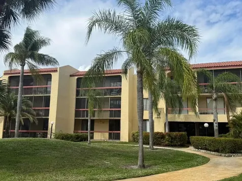 733 SE 1st Way Deerfield Beach FL 33441