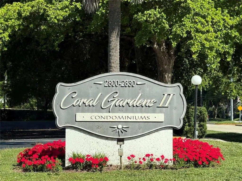 2710 Riverside Drive Coral Springs FL 33065
