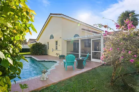 955 NW 202nd Avenue Pembroke Pines FL 33029
