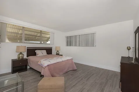 1333 E Hallandale Beach Boulevard Hallandale Beach FL 33009