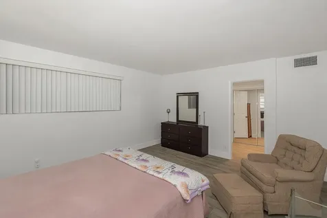 1333 E Hallandale Beach Boulevard Hallandale Beach FL 33009