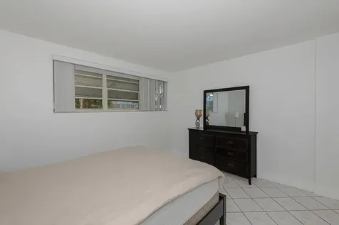 1333 E Hallandale Beach Boulevard Hallandale Beach FL 33009
