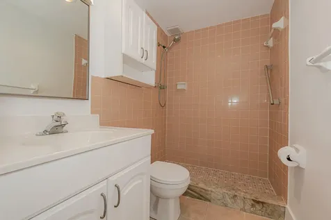1333 E Hallandale Beach Boulevard Hallandale Beach FL 33009