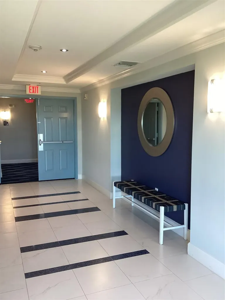 700 E Boynton Beach Boulevard Boynton Beach FL 33435