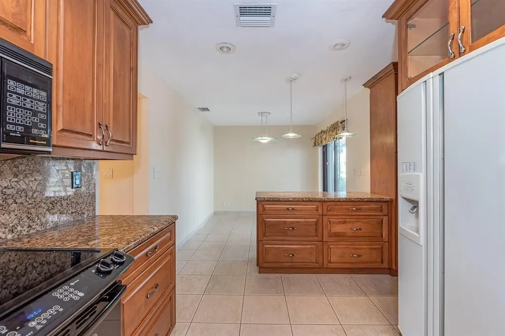 3650 N 36th Avenue Hollywood FL 33021