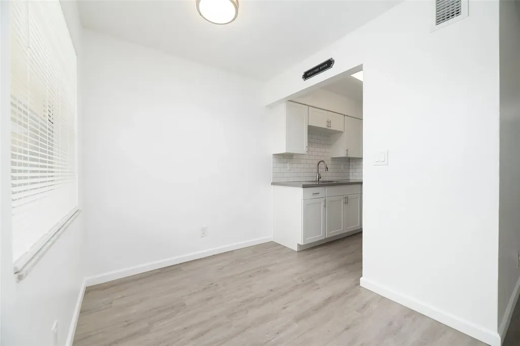 1401 NE 17th Court Fort Lauderdale FL 33305