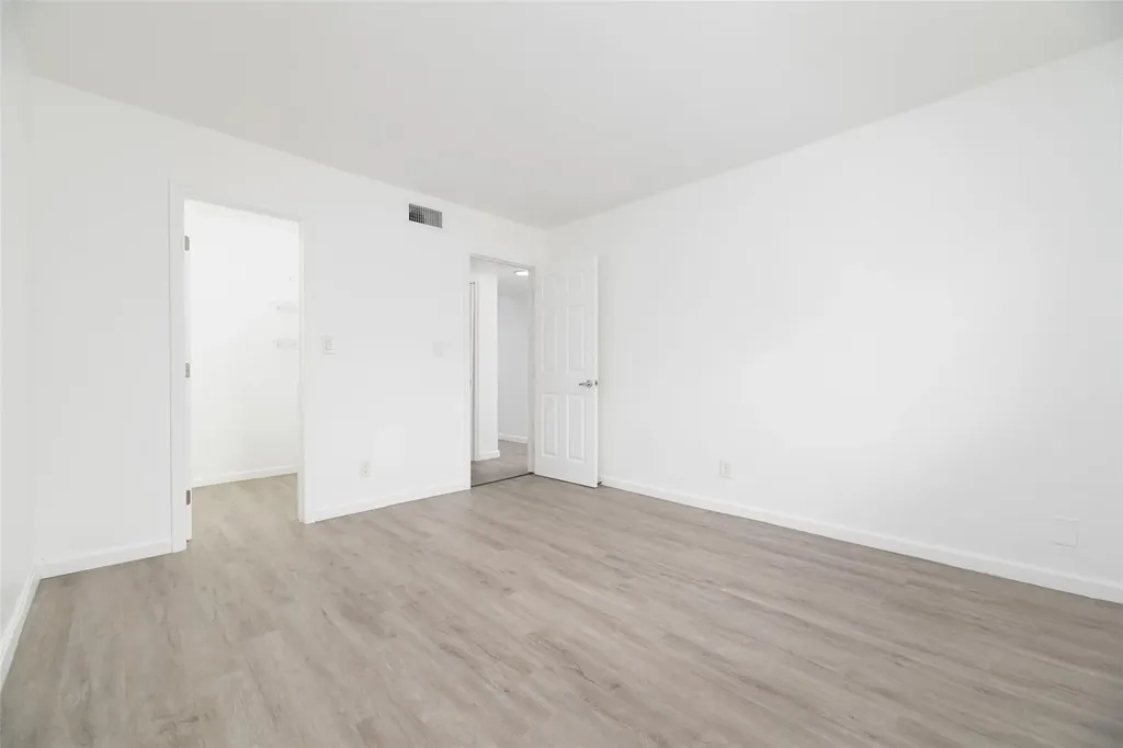 1401 NE 17th Court Fort Lauderdale FL 33305