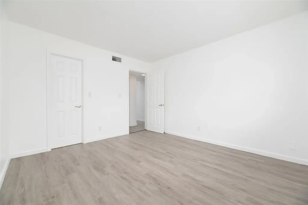 1401 NE 17th Court Fort Lauderdale FL 33305