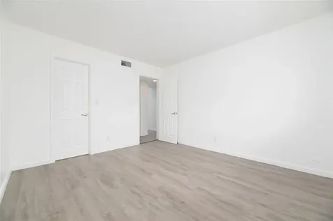 1401 NE 17th Court Fort Lauderdale FL 33305