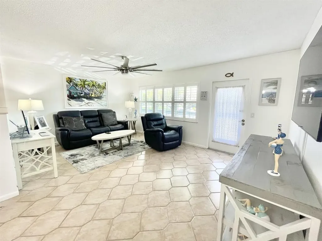 188 Upminster I Deerfield Beach FL 33442