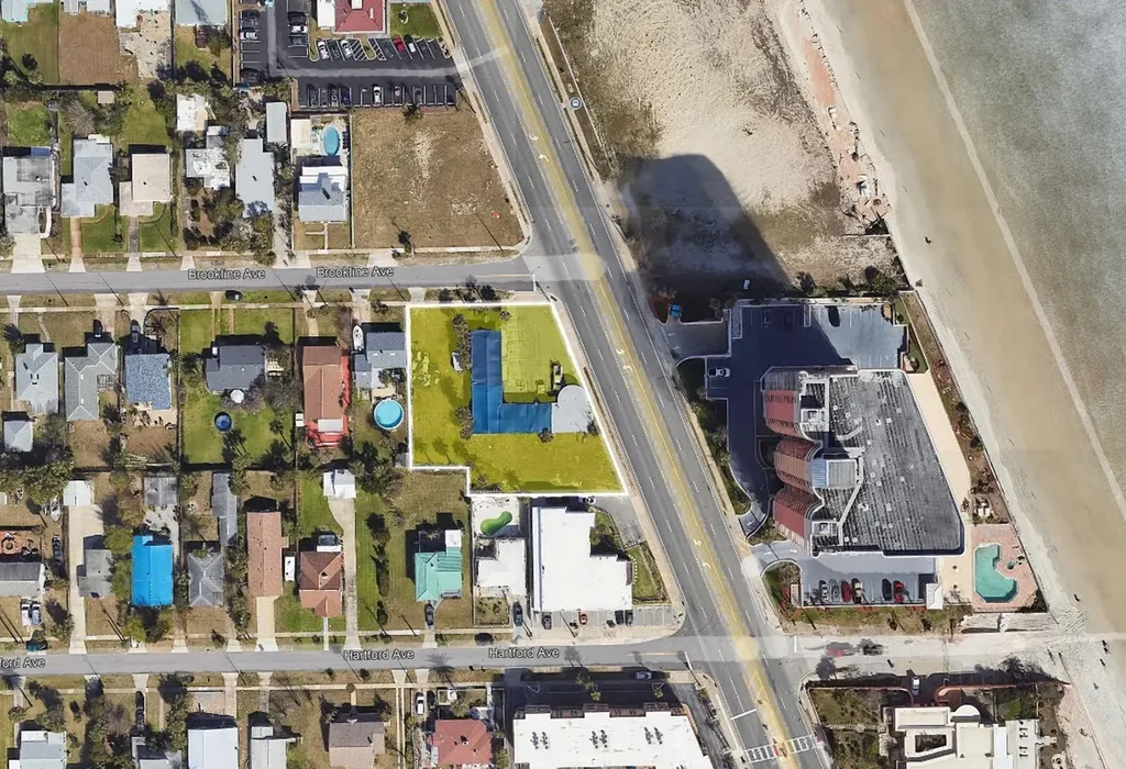 1915 N Atlantic Avenue Daytona Beach FL 32118