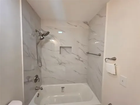 309 NE 169th Street North Miami Beach FL 33162