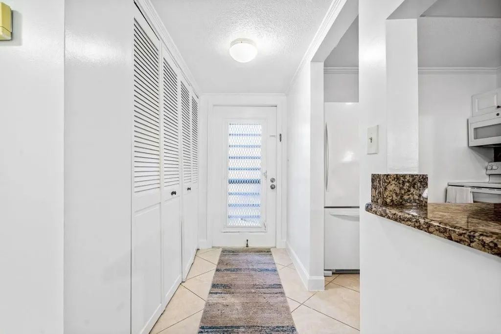 9280 SW 3rd Street Boca Raton FL 33428