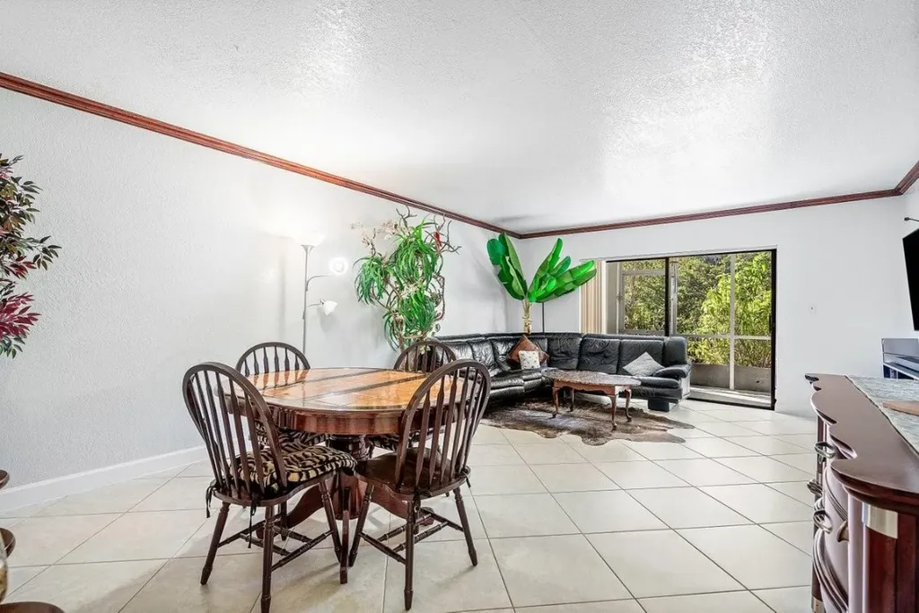 9280 SW 3rd Street Boca Raton FL 33428