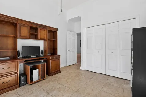 2130 NW 100th Avenue Pembroke Pines FL 33024