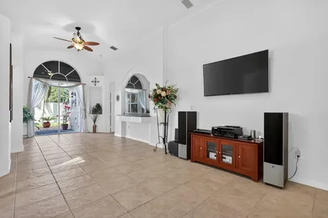 2130 NW 100th Avenue Pembroke Pines FL 33024