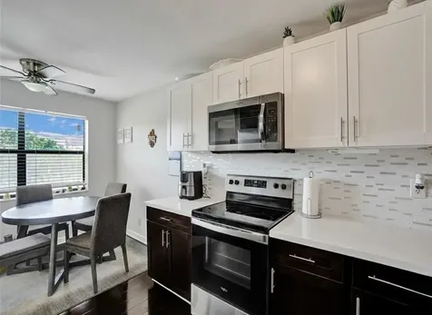 2704 NW 104th Avenue Sunrise FL 33322