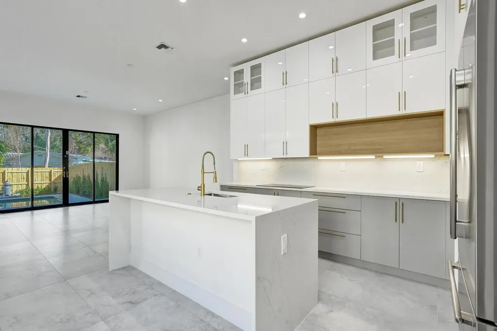 602 SW 7th Avenue Fort Lauderdale FL 33315