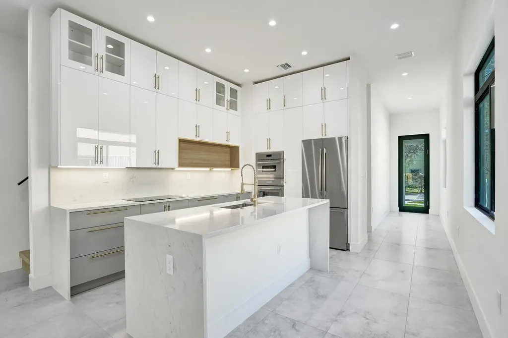602 SW 7th Avenue Fort Lauderdale FL 33315
