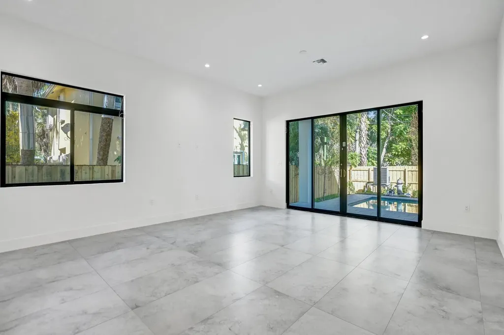 602 SW 7th Avenue Fort Lauderdale FL 33315