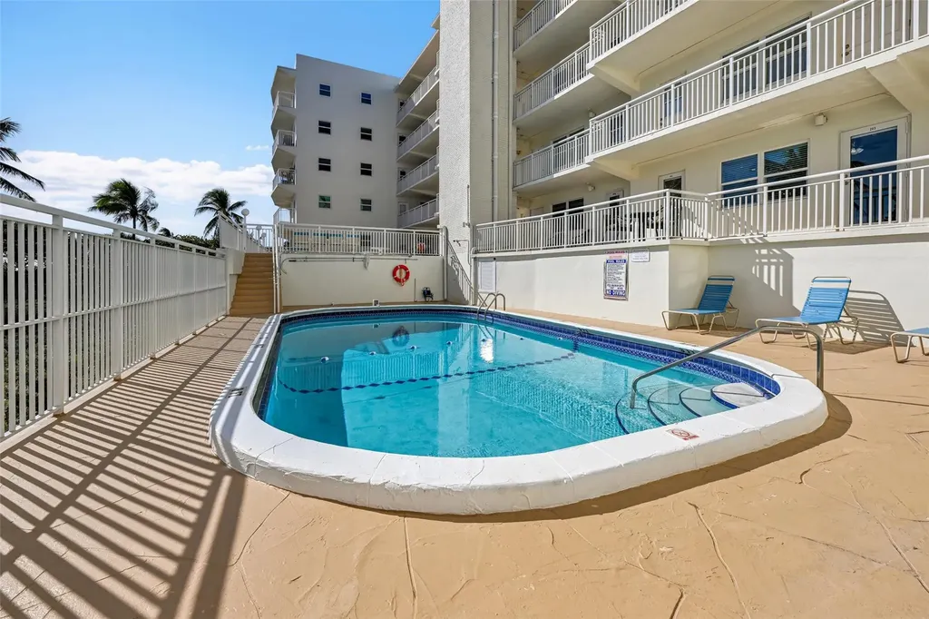 901 S Surf Road Hollywood FL 33019