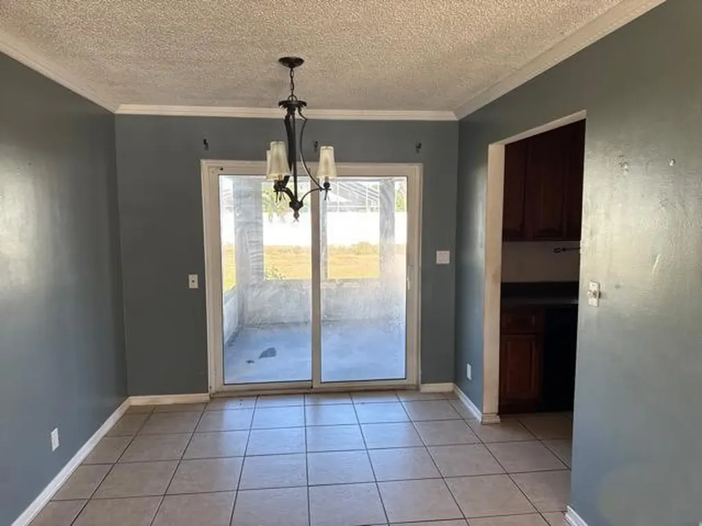 321 NE Genesee Avenue Port St Lucie FL 34983
