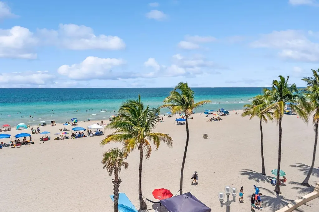 315 Van Buren Street Hollywood FL 33019