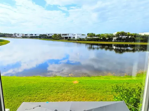 158 Riviera Circle Weston FL 33326