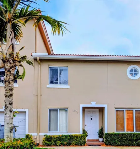 158 Riviera Circle Weston FL 33326