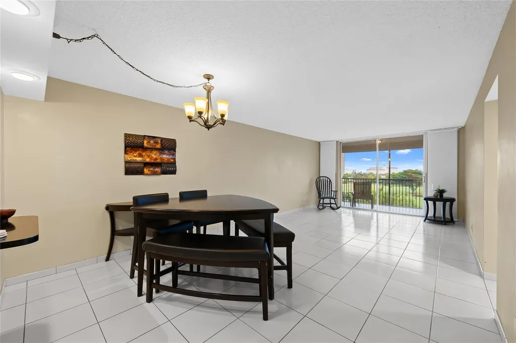 3300 W Rolling Hills Circle Davie FL 33328