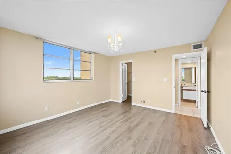 3300 W Rolling Hills Circle Davie FL 33328