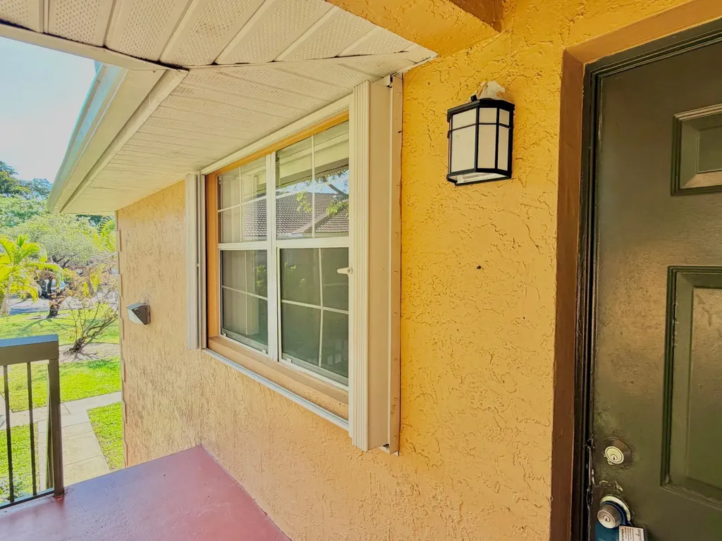 741 NW 104th Avenue Hollywood FL 33026