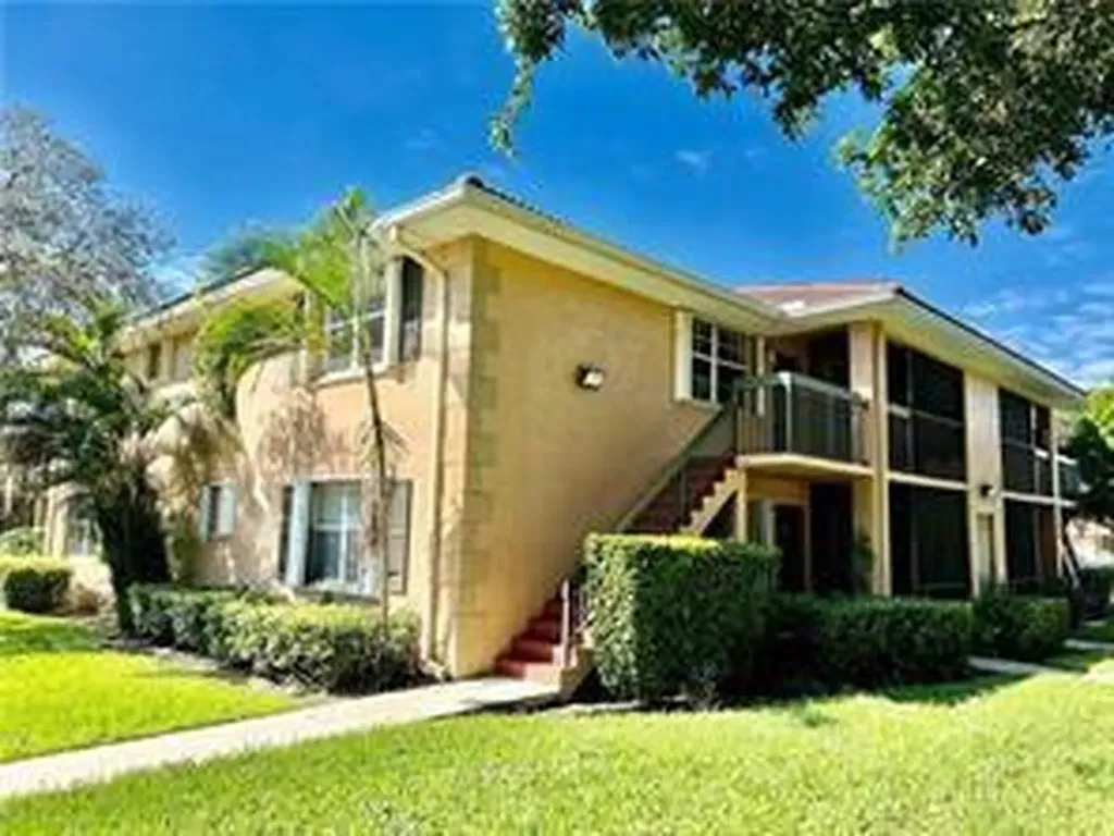 741 NW 104th Avenue Hollywood FL 33026
