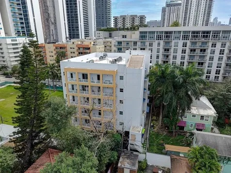 471 NE 25th Street Miami FL 33137