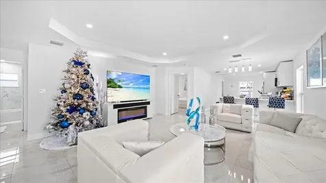 4317 Vicliff Road West Palm Beach FL 33406