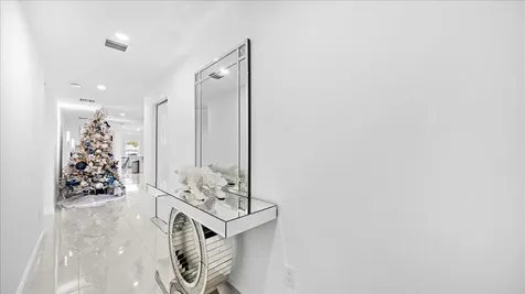 4317 Vicliff Road West Palm Beach FL 33406