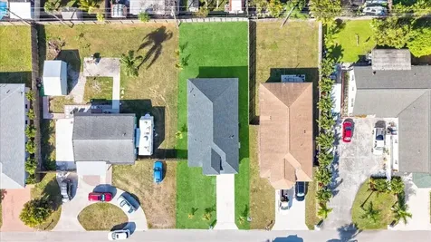 4317 Vicliff Road West Palm Beach FL 33406