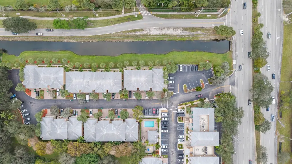 4609 SW 75th Way Davie FL 33314