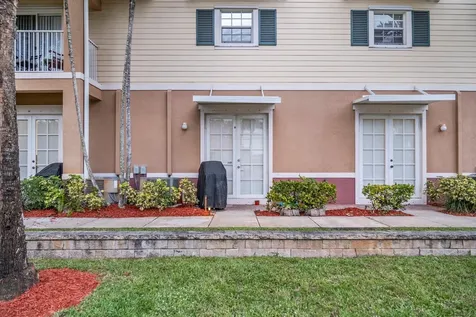 4609 SW 75th Way Davie FL 33314