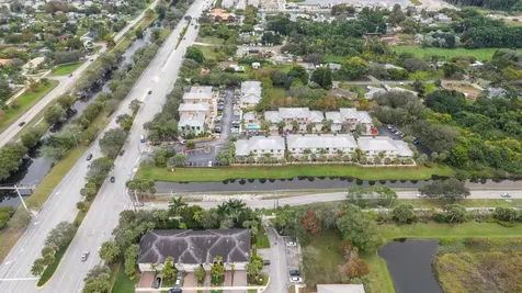 4609 SW 75th Way Davie FL 33314