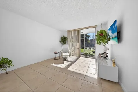 9281 Sunrise Lakes Boulevard Sunrise FL 33322
